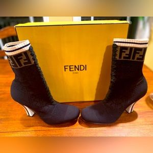 Fendi Black Rockoko Knit Sock Ankle Bootie size 40.5 New never worn